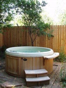 After a day of skiing, relax in this private hot tub. Ahhhhh.