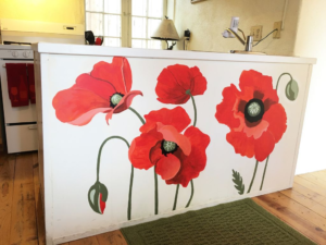 Casa kitchen counter with poppies